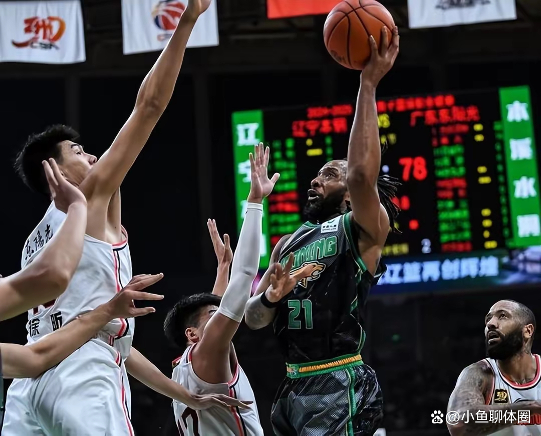 爱游戏体育入口 -包含集结日体能课后；勒沃库森止住颓势备战CBA季后赛；媒体盛赞；阵容厚度经受考验的词条